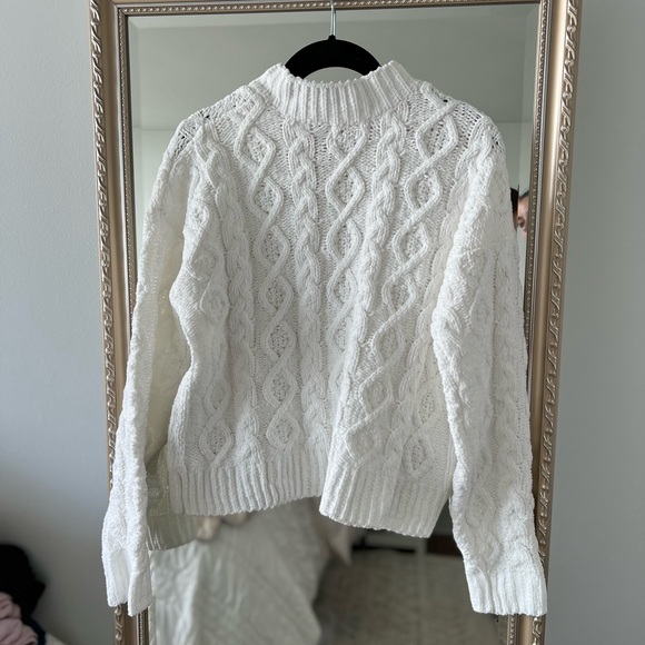 White Cable Knit Cropped Sweater - Size Medium - Picture 3 of 4